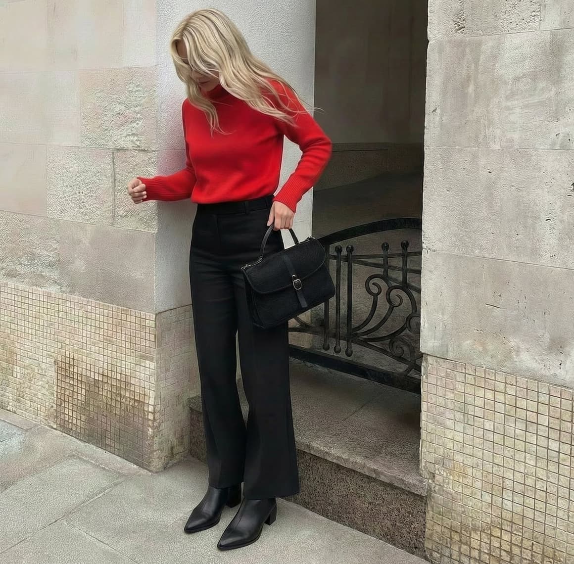 Яркий акцент работает как термокофе для образа (баннер)