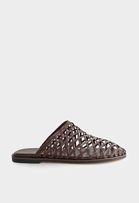 Коричневый