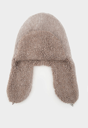 Коричневый