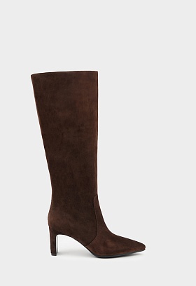 Коричневый