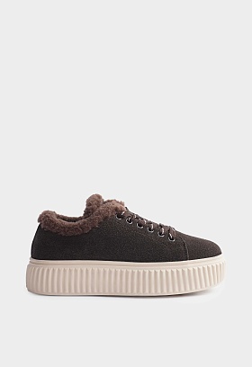 Коричневый